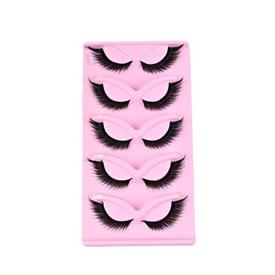 Exaggerated oblique flying sycophantic thick false eyelashes