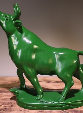 绿色木雕牛摆件动物十二生肖牛实木牛财运如虹家居客厅装饰工艺品