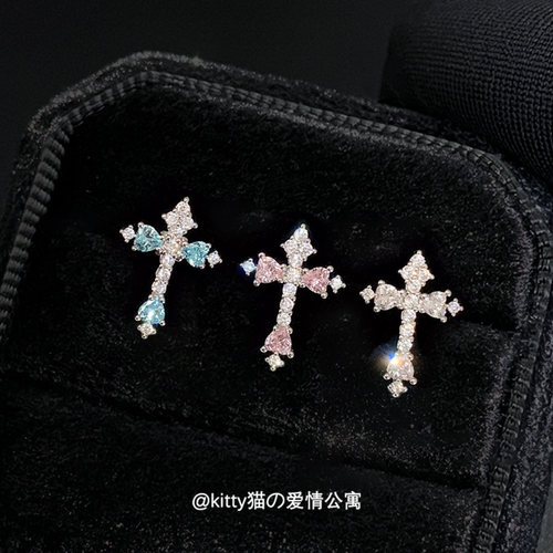 F136钛合金爆闪锆石十字架耳钉