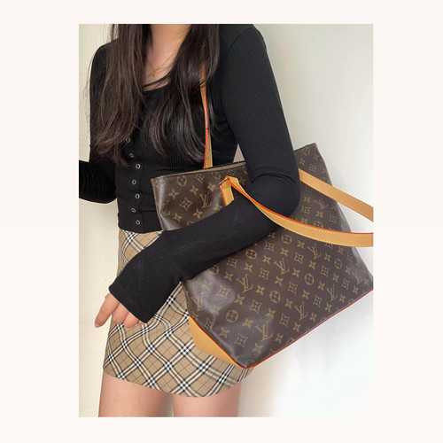 【98新】Louis Vuitton/【钢琴小号】/植鞣革修复