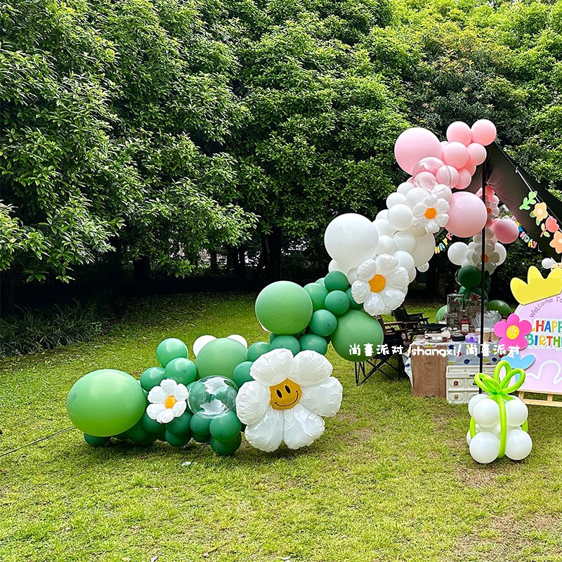 秋游幼儿园聚会户外春游天幕装饰野餐乳胶气球链布置活动背景