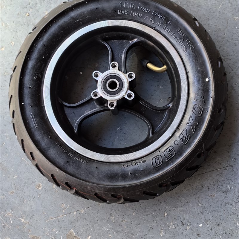 10寸10*2.50碟刹轮毂电机辅助轮铝轮毂含轮胎滑板车轮毂