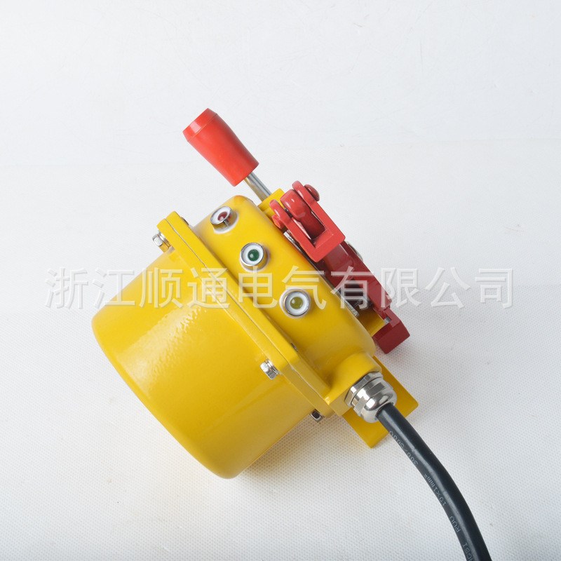 双向拉绳开关klt2-ii拉线开关微动带指示灯急停三klt2-ii输送开关