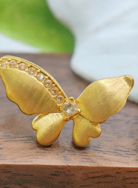 18K金吊坠 拉丝蝴蝶 80007