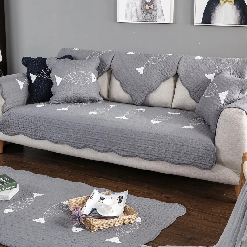 黑凤梨年年有鱼刺绣工艺沙发垫全棉水洗绗修防滑垫四季沙发巾