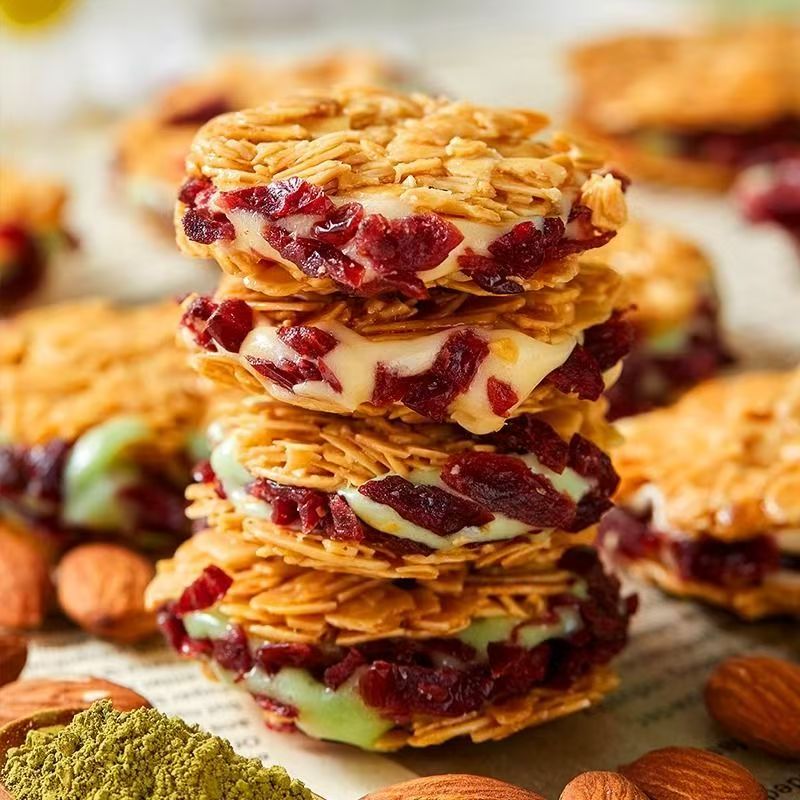 工厂直营 产地优选 满满坚果扁桃仁夹心酥