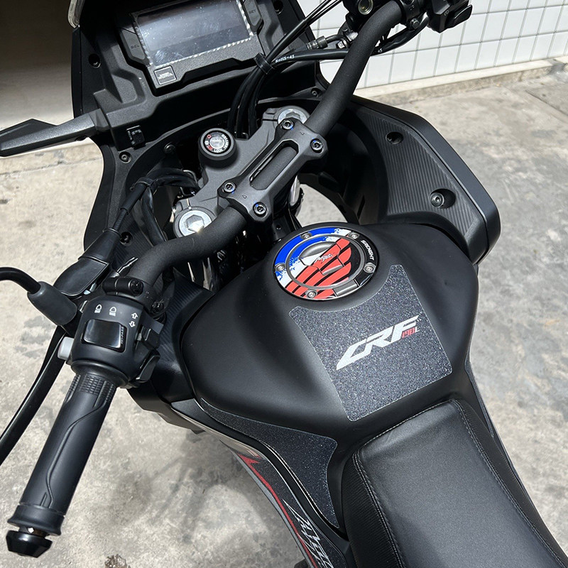 摩托车改装油箱保护贴适用本田CRF190L防滑侧边鱼骨加油盖子防水