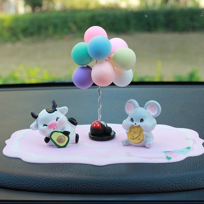 新品12生肖公仔摆件属相汽车车载摆件桌面装饰品节日礼物蛇猴