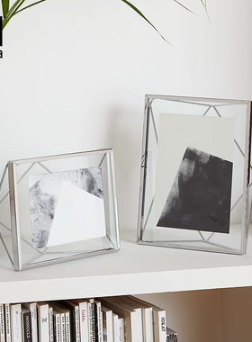 ubra摆台创意相框挂墙简约相架金属7轻奢6寸婚纱照