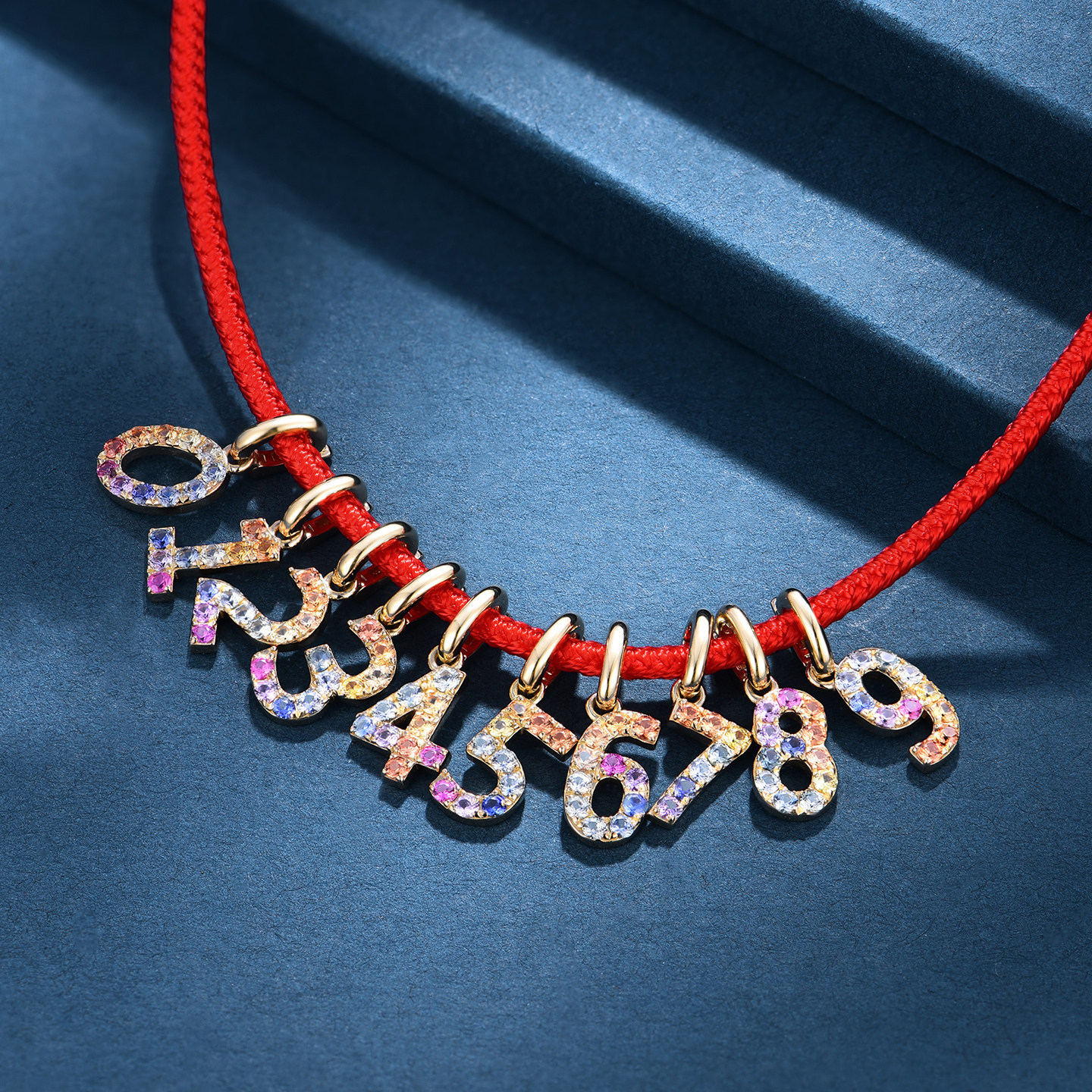 私意珠宝天然彩蓝宝石手链首饰18K金数字吊坠定制女配饰生日礼物