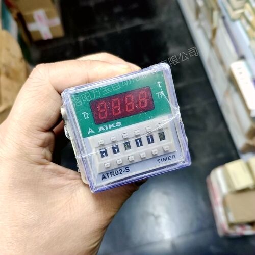 原装AIKS爱克斯循环延时间继电器ATR02-SB1电压AC380V带底座
