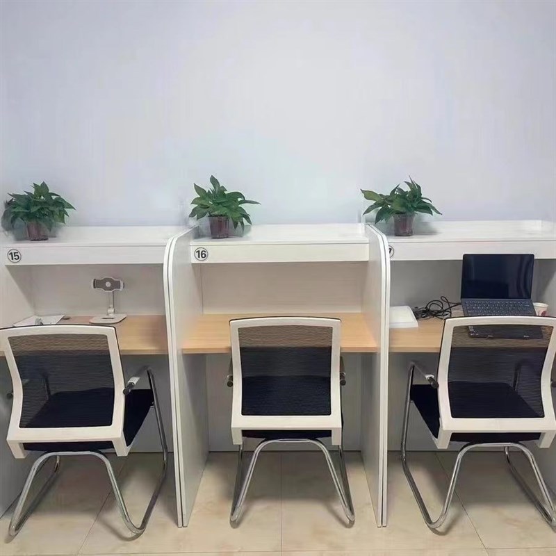 沉浸式自习桌阅览室图书馆学习培训桌大学生共享单人隔断桌椅