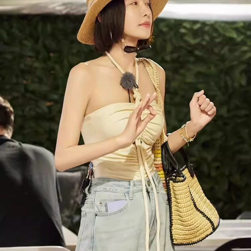 秦岚同款泳衣女连体高级感显瘦遮肚抽绳设计性感露背温泉度假泳装