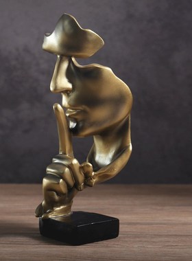 复默是金装意品摆件沉古创饰家居软装雕塑艺术