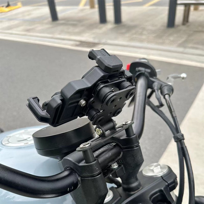 适用春风450CL-C摩托车中置仪表减震手机支架可旋转导航架防震