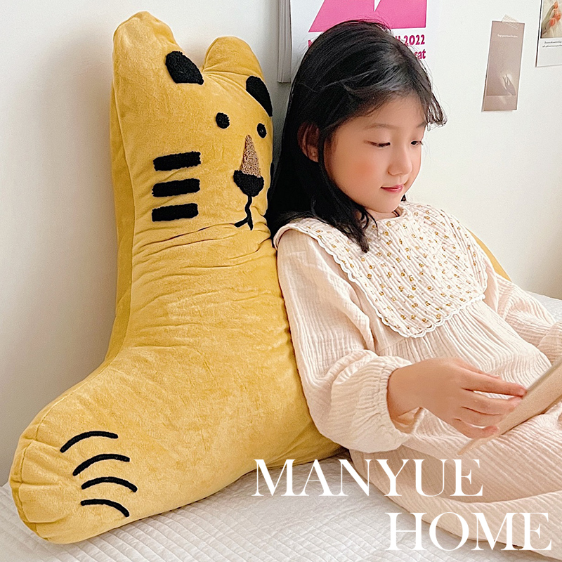 蔓越家 c卡通is风创意老虎抱枕客厅沙发腰枕卧室床上玩偶午睡靠垫