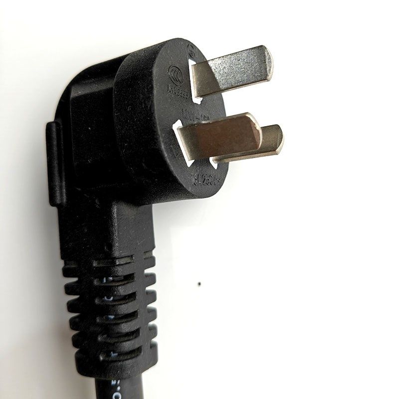 大功率插座转换器16A转10A安空调大插孔转普通孔带线插Z排接线板