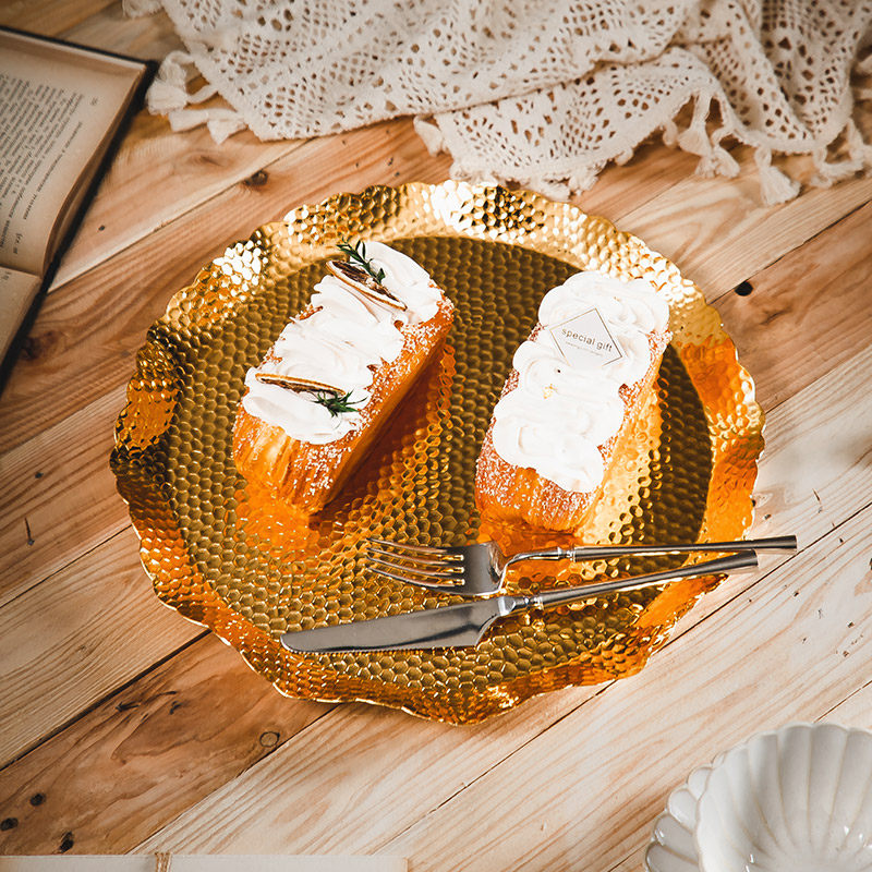 复古金色金属果盘家用客厅茶几水果盘高级感轻奢餐具甜品合金托盘