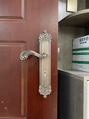 锌合金老式85门锁  大门入户木门锁仿古欧式85型木门锁8560执手锁