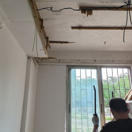 广州上门旧装修天花板吊顶拆除防盗窗大件代扔家具沙发衣柜床垫