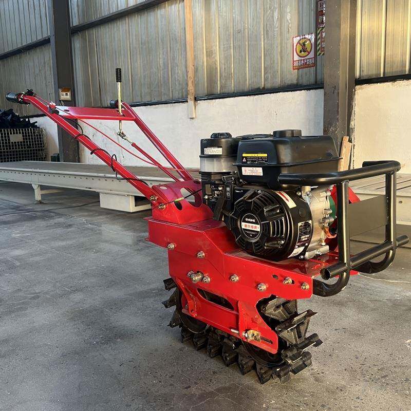 汽油链辊式开沟翻地机两驱松土施肥除草一体机农田果园施肥播种机