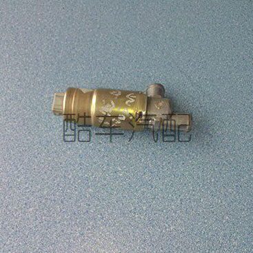 切诺基配件 2500 2700 213 怠速马达