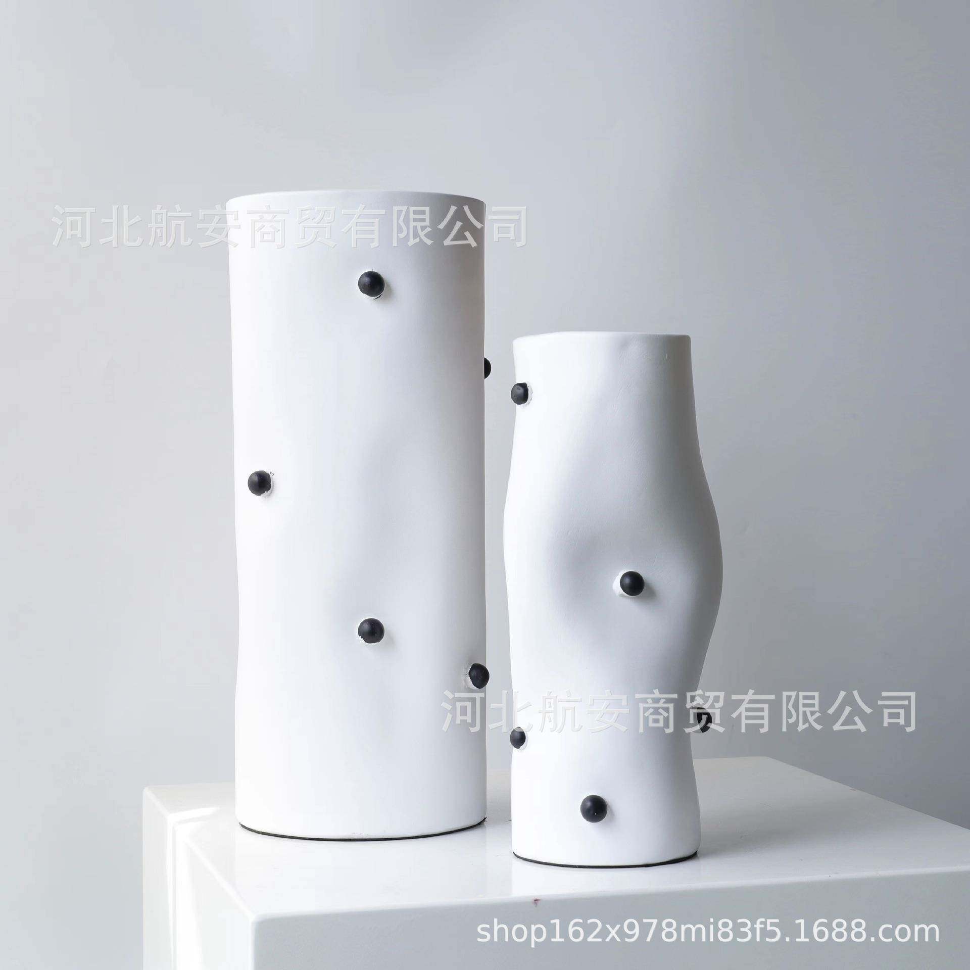 现代简约创意树脂花瓶花器花插样板房售楼处桌面茶几玄关装饰品