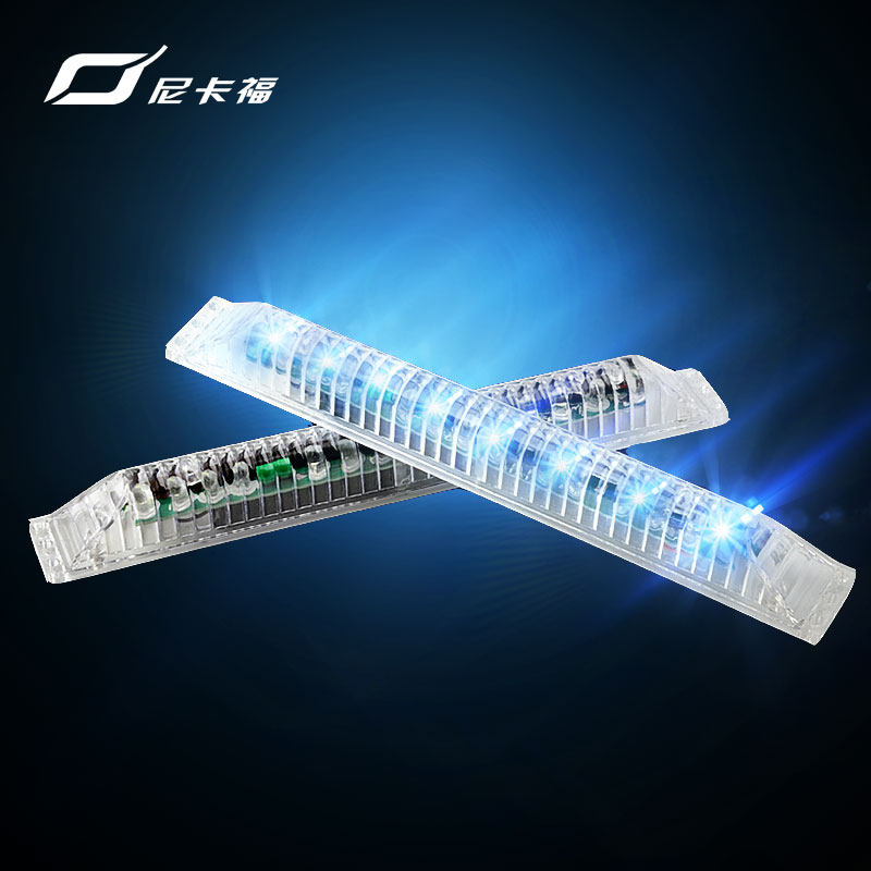 汽车太阳能爆闪k灯防追尾激光警示灯车用呼吸灯汽车装饰游侠灯