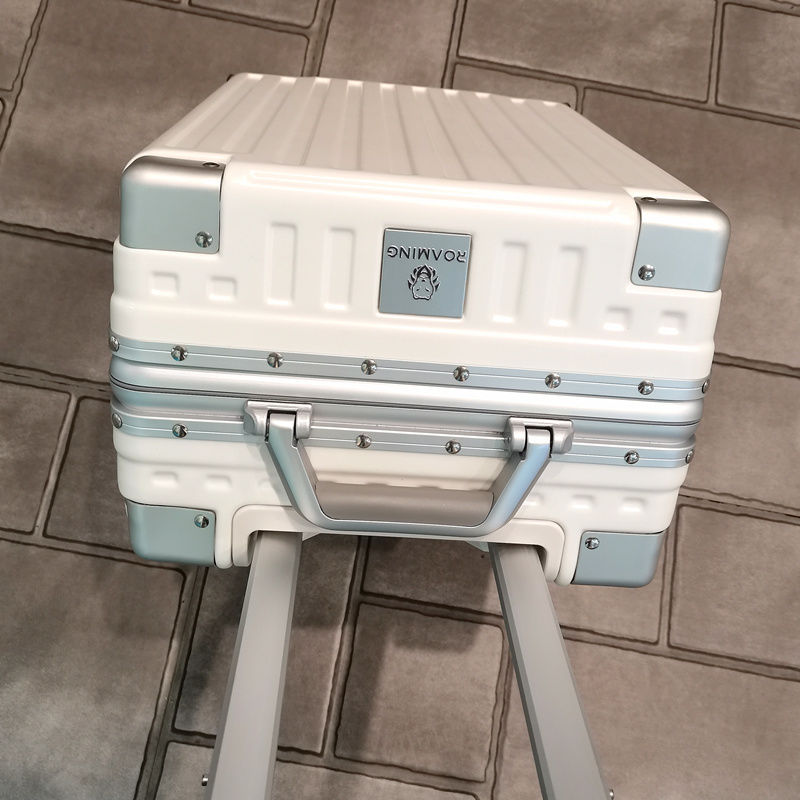 漫游行李箱铝框万j向轮拉杆箱28旅行箱密码登机箱子24寸26男女