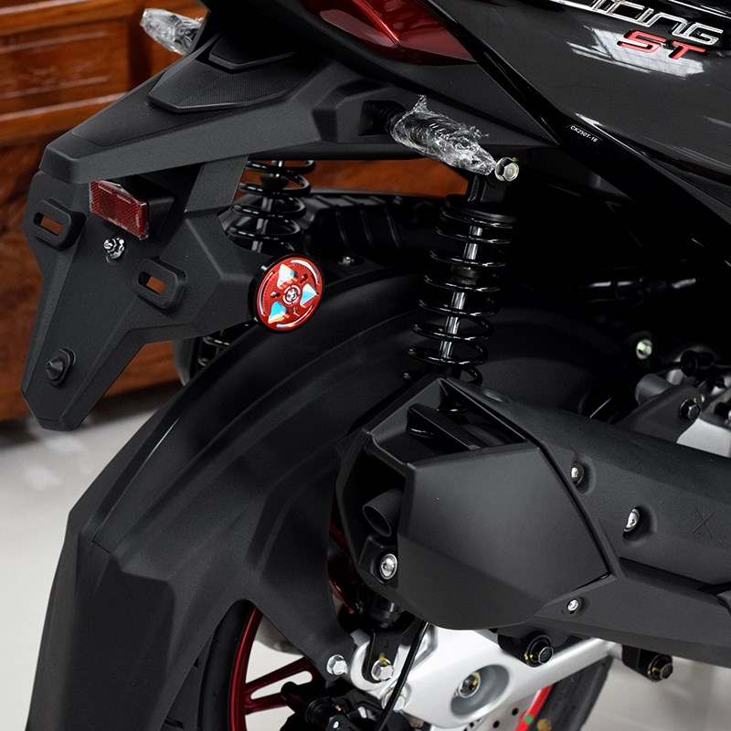 适用於光b阳S250改装反光牌 夜间行车夜光警示牌 车身灯光反射器