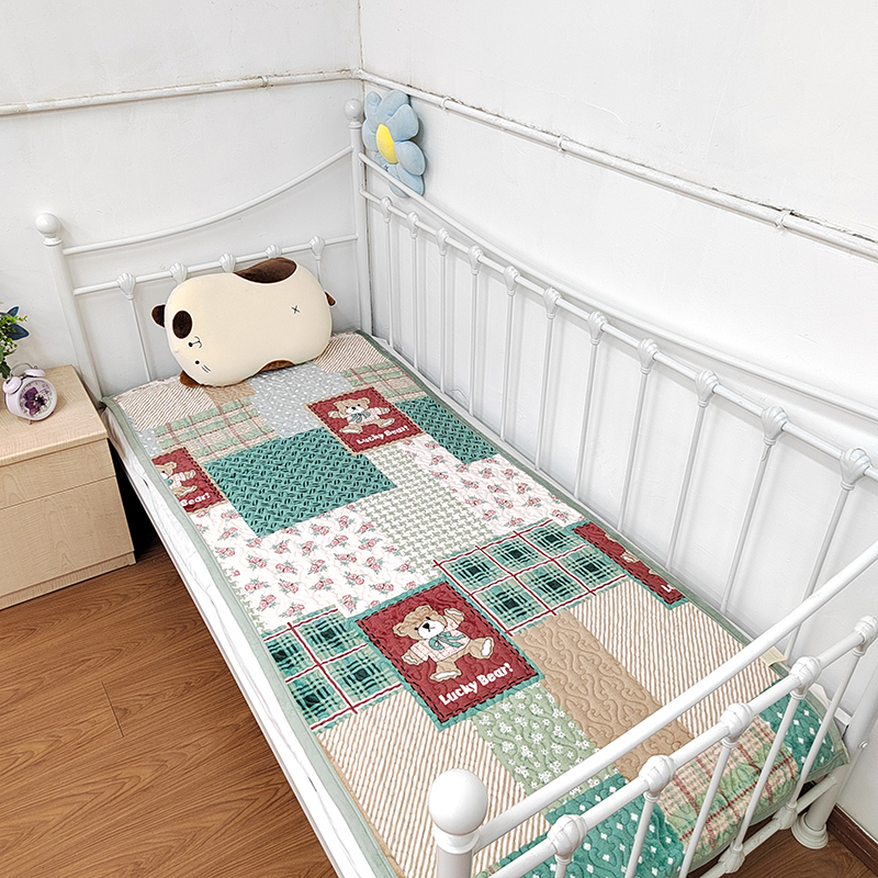 2023新款牛奶绒床盖单人学生宿舍夹棉床单加O厚飘窗垫沙发垫珊瑚