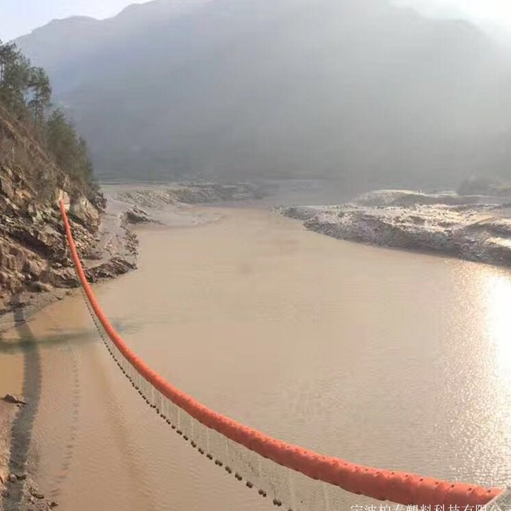 柏泰自主研发水电站进水口漂浮式拦污浮排河道拦漂浮筒浮球装置