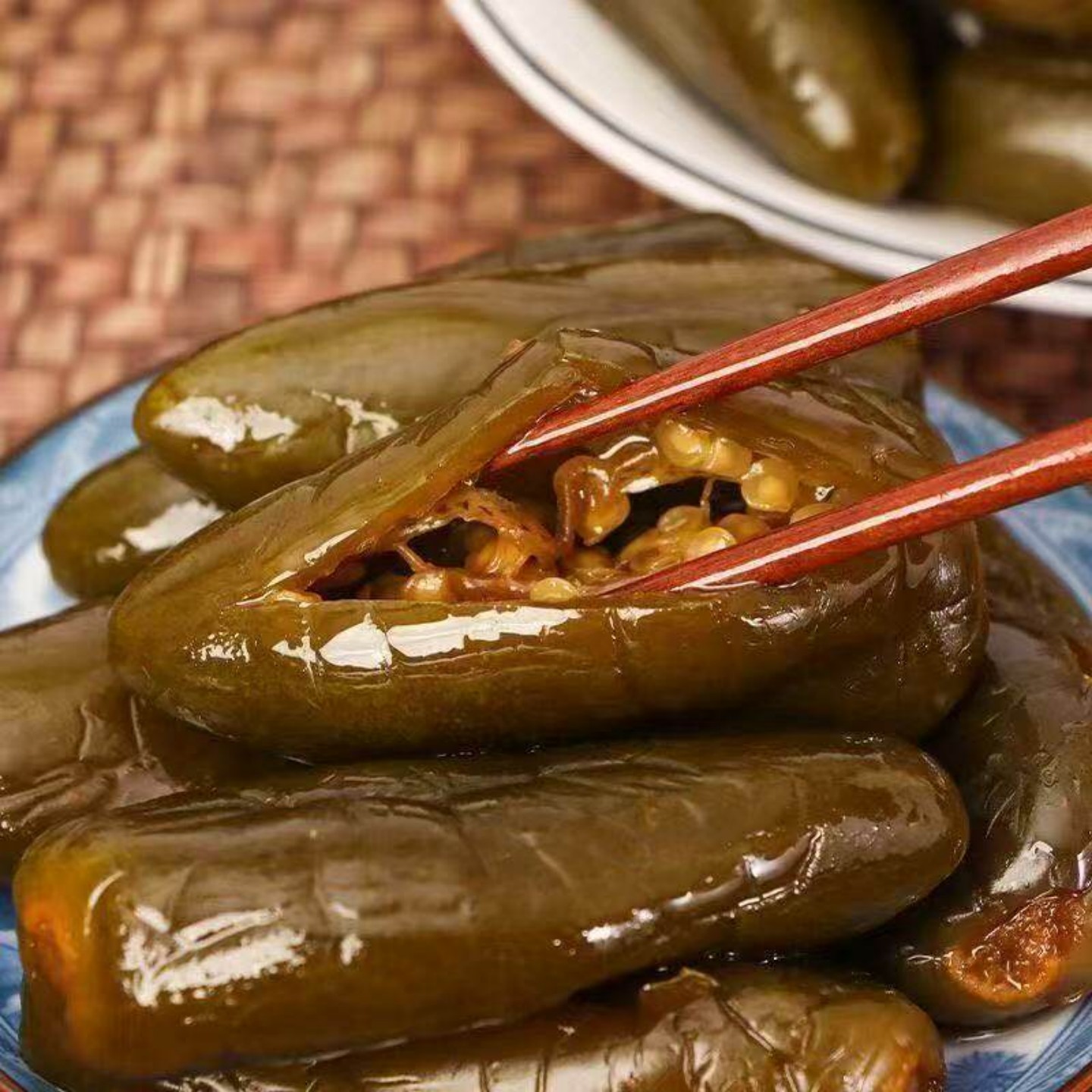 油焖港椒咸菜新鲜整颗腌制酱油泡图片