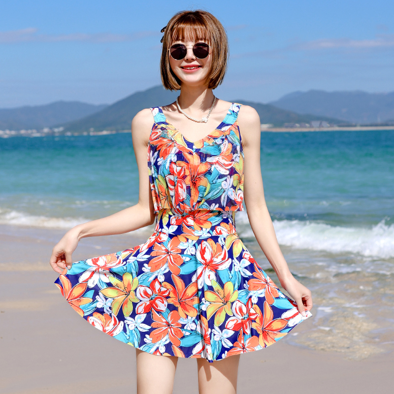 宜肤泳衣女款保守2023新款温泉大码显瘦遮肉胖mm海边性感连体裙式