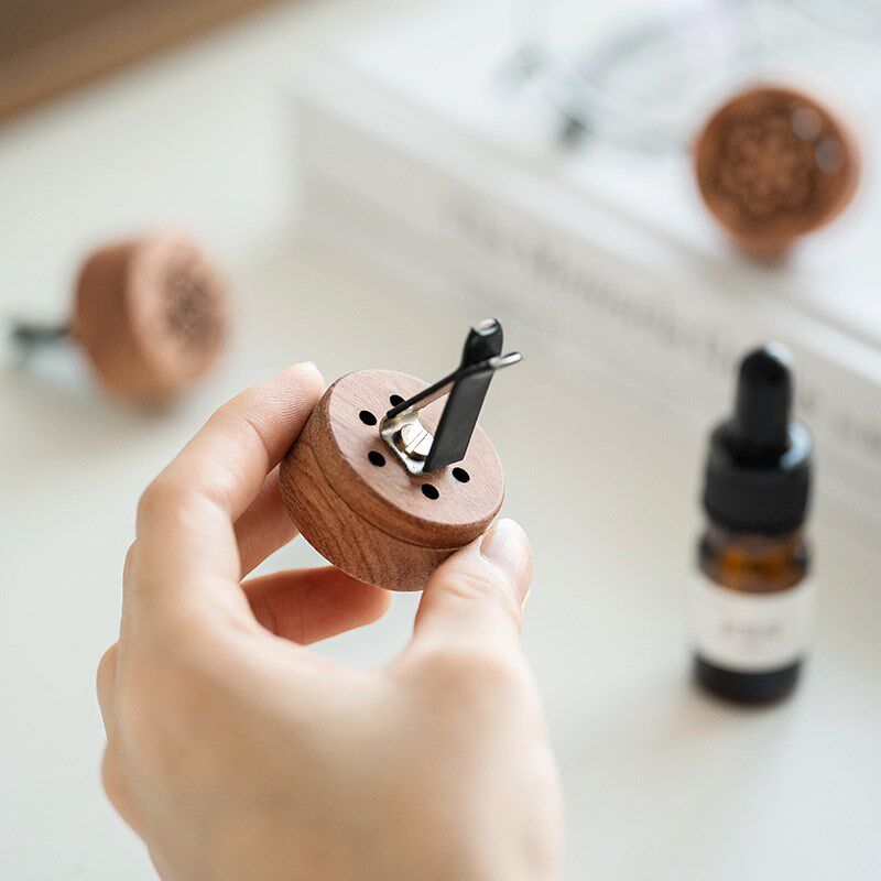 扩香木车载出风口扩香器实木香薰扩香花梨木网红汽车香薰 - 封面