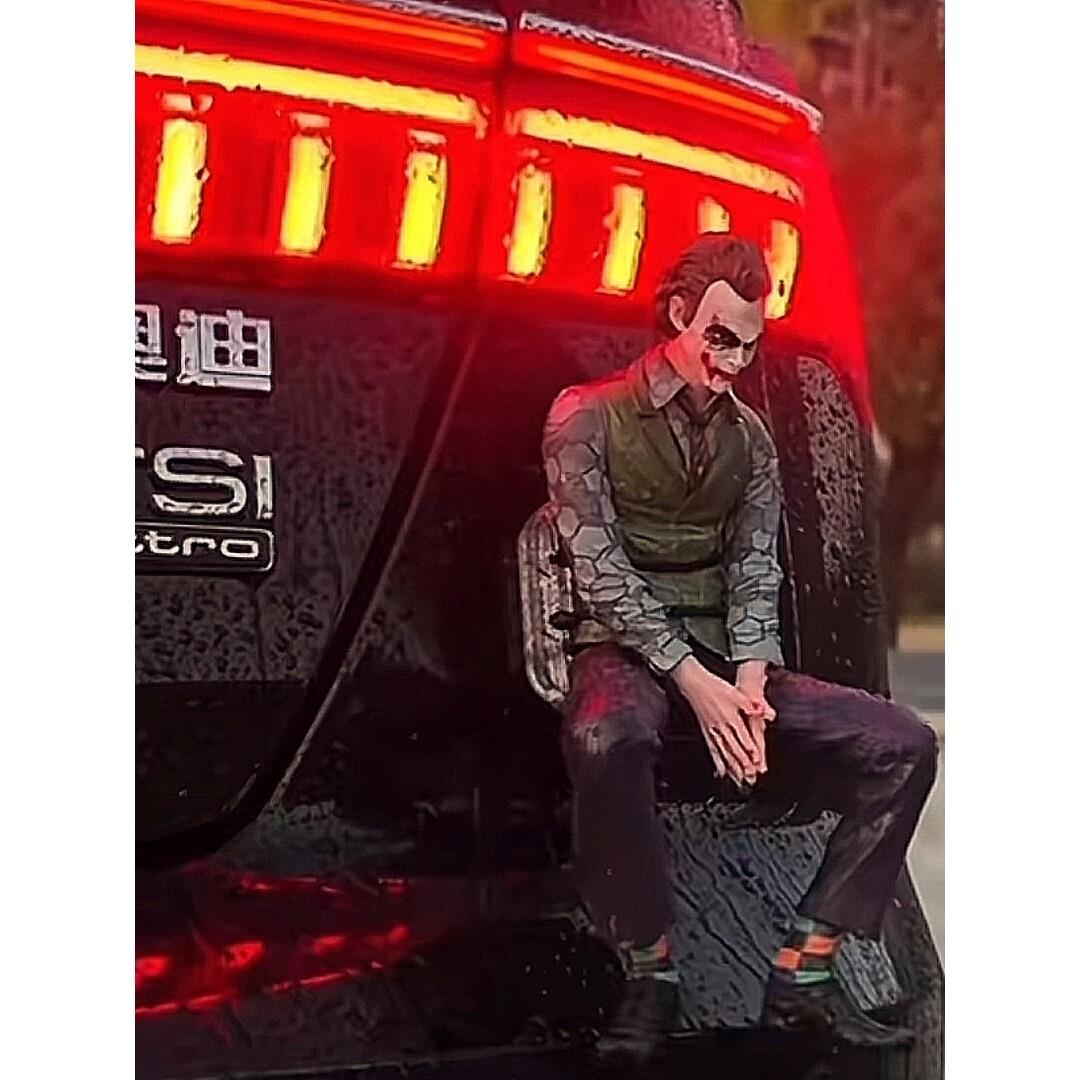 希斯莱杰小丑车载摆件中控台装饰车尾装饰玩偶手办公仔卡扣式模型