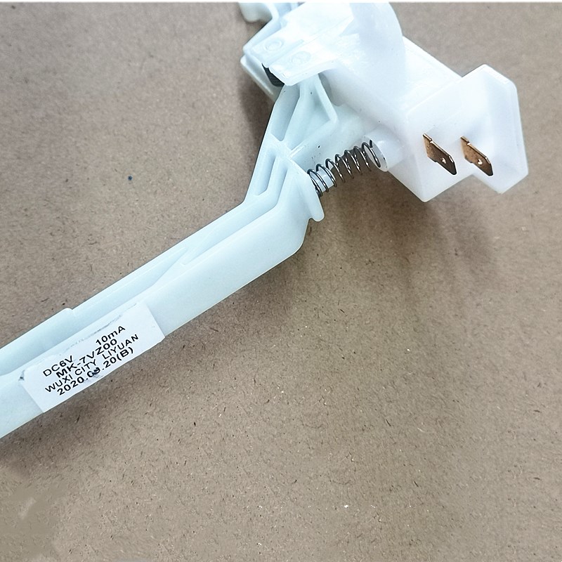 适用松下洗衣机XQB75-T745U门盖T741U安全Q760U平衡T7021开关DC6V