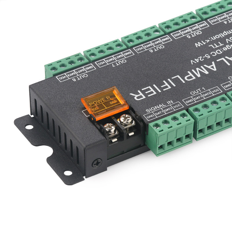 AHC8通道幻彩灯带分控器WS2811/2812B/16703全彩信号同步放大器5V