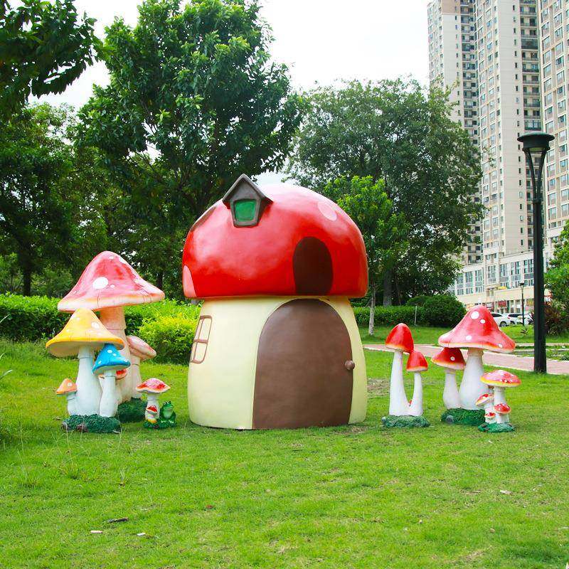户外仿真蘑菇房子卡通玻璃钢雕塑幼儿园景观绿地草坪装饰落地摆件