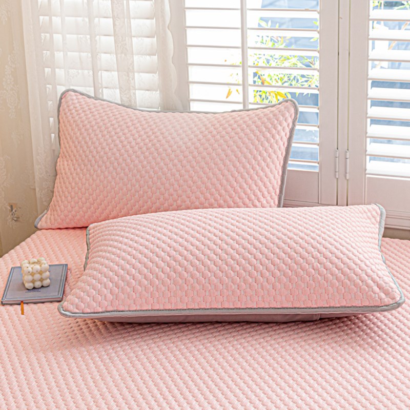 2024新款粉色冰丝凉席三件套凉豆豆空调席可水洗机洗凉感席子床单