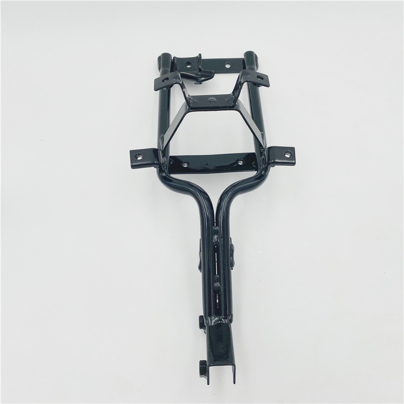 适用铃木睿彩瑞梦QS125T-4/4B/4C/5A前护面板支架大灯支架喇叭架