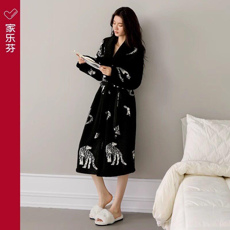 家乐芬睡袍女士睡衣秋冬款冬季保暖加厚加绒珊瑚绒浴袍黑色长版裙