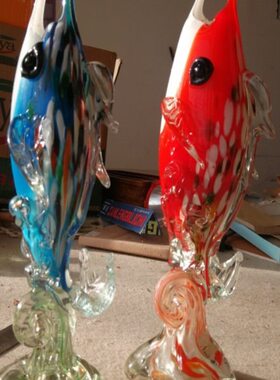 库存全新7080年代老琉璃老玻璃花瓶鳜鱼型美品每个170元 怀旧影视