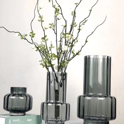 现代简约百搭灰色竖条纹玻璃花瓶软装饰品插花摆件工艺品