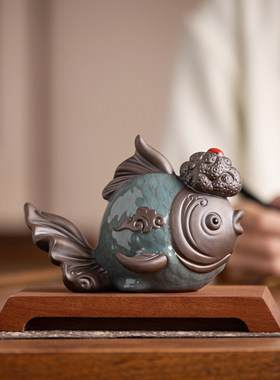 陶瓷鱼鸿运当头摆件中式家居客厅茶桌公室酒柜书桌面装饰品摆设
