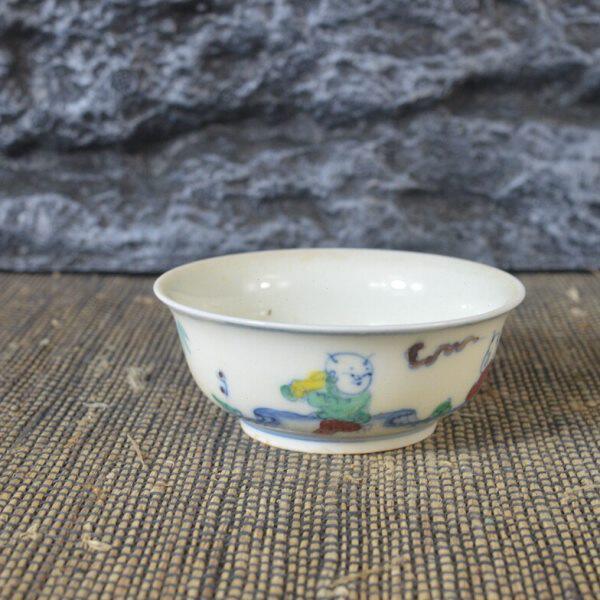 仿古瓷器 复古做旧明成化风格 斗彩人物纹品茗杯 古董古玩收藏品