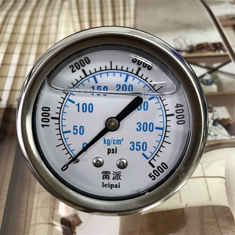 0-350kg/cm2 0-5000psi leipai 轴向压力表 耐震 无边螺纹ZG1/4