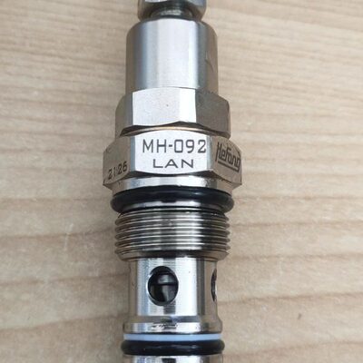 台湾冠衔溢流阀MH-092-LAN CNV-082-LXN CMD-082-LCN插装阀CMR-08