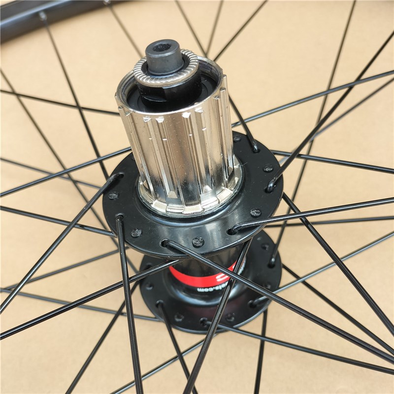 吧商美利达山地车26寸27.5寸轮组久裕花鼓滚珠培林六钉中锁碟刹