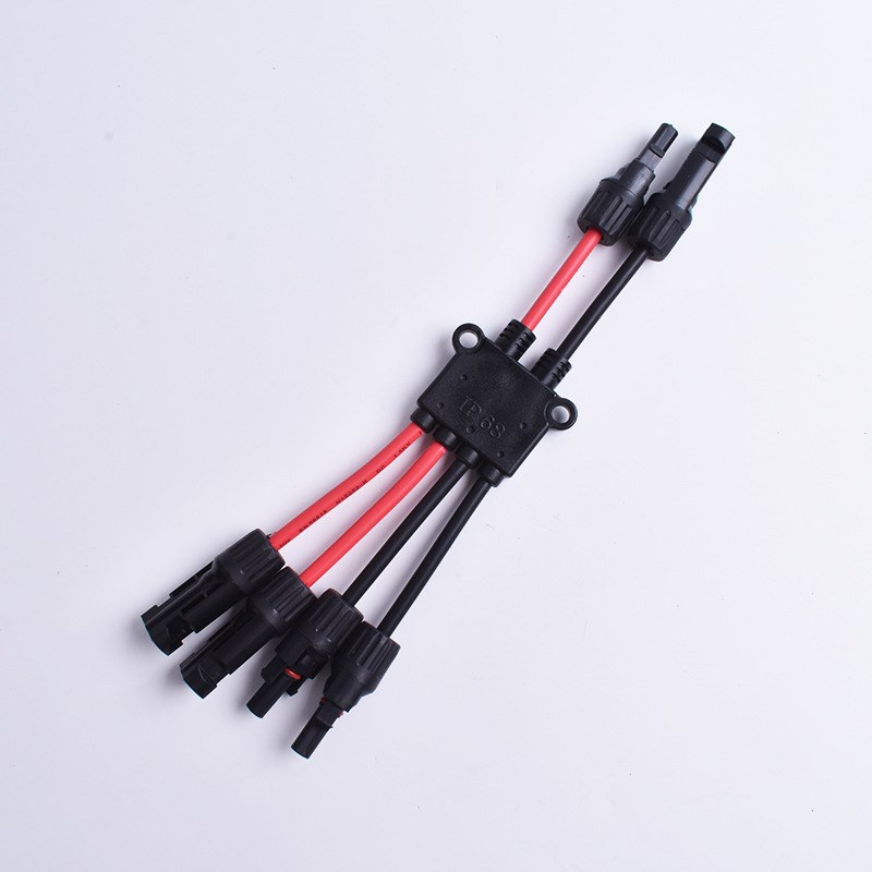 MC4光伏红黑Y型连接器 太阳能板接头电缆2至4Y型分支并联线连接器